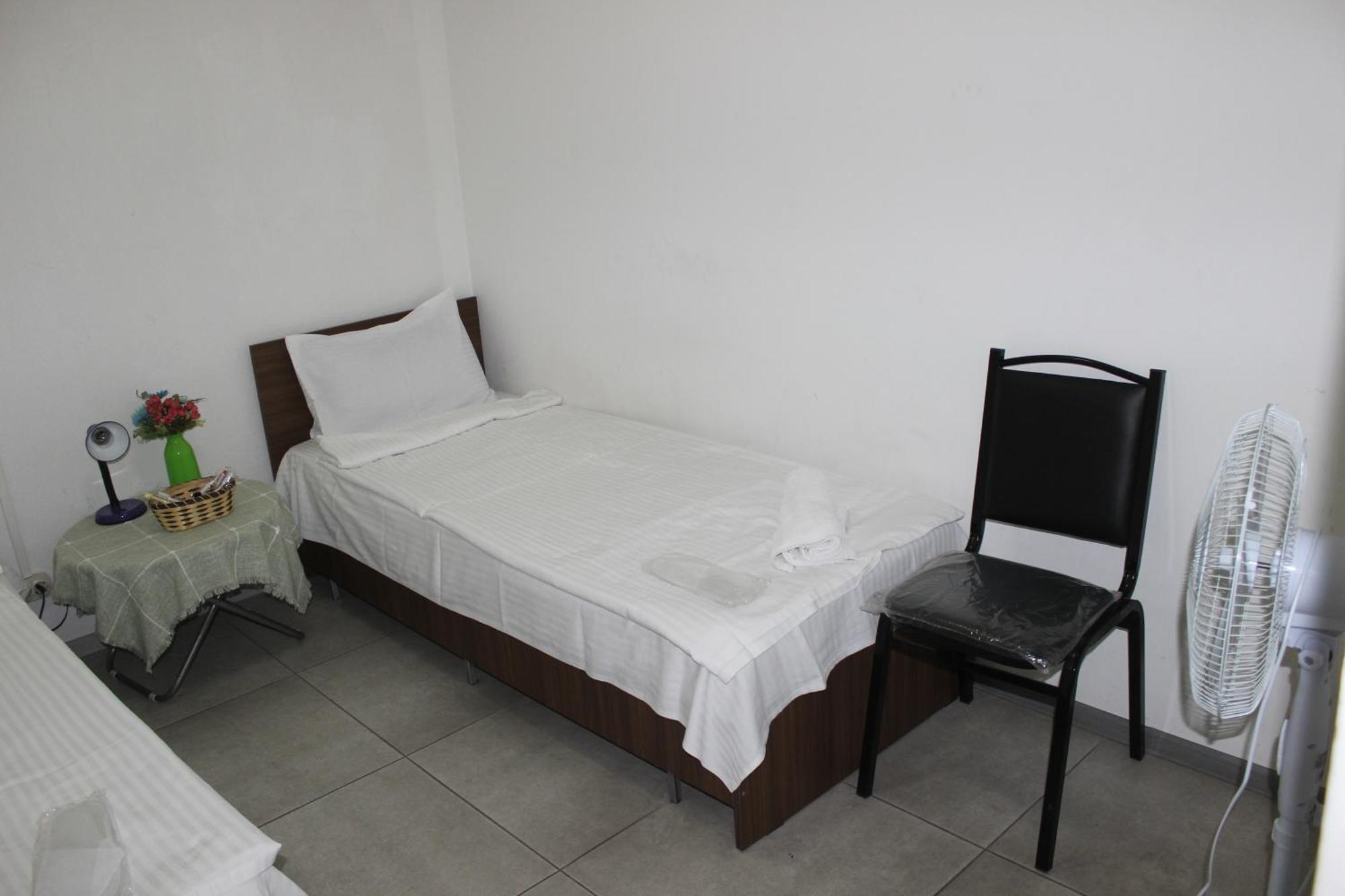 Hostel Near The Square Tbilisi Exterior foto