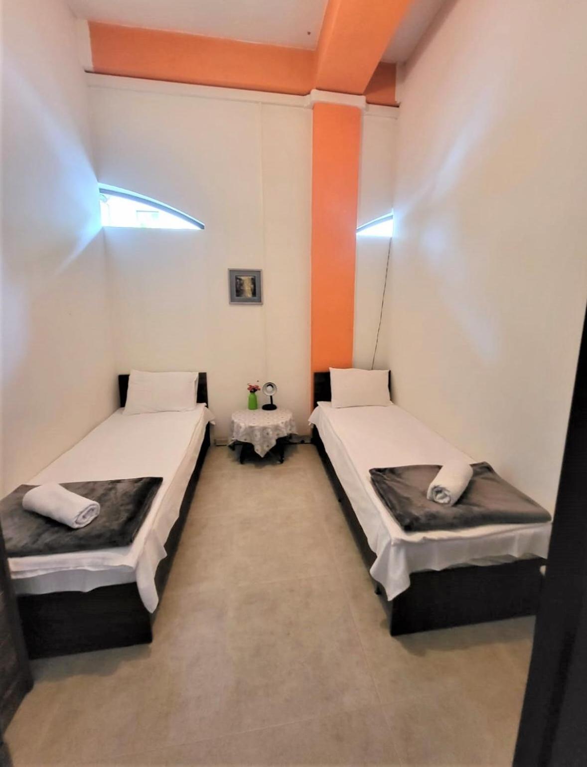 Hostel Near The Square Tbilisi Exterior foto